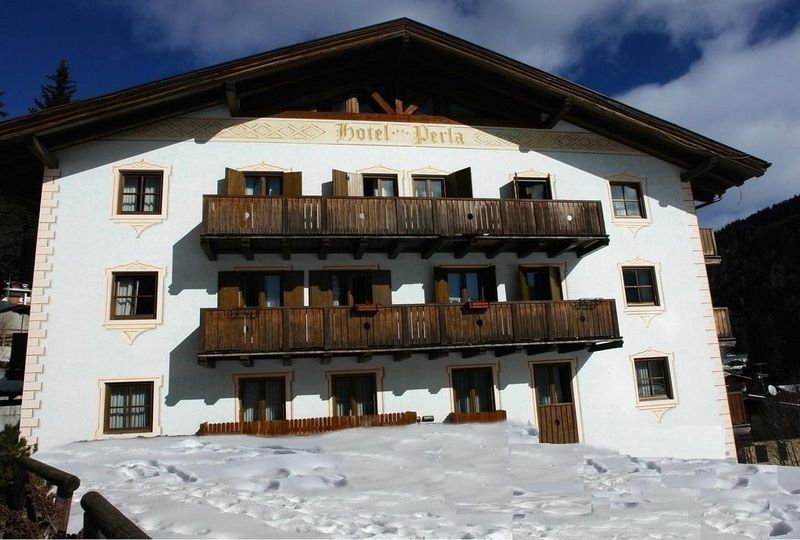 Hotel Perla Madonna Exteriör bild